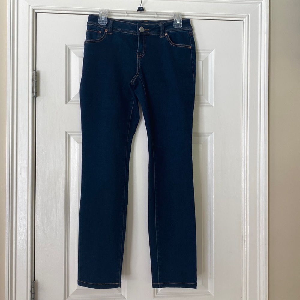 Skinny leg curvy fit stretchy jeans